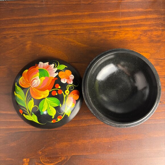 Vintage Khokhloma Trinket Box Hand Painted Folk Art Floral Wood Jewelry Box - Picture 6 of 10